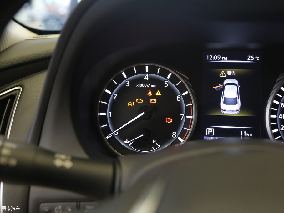 2018��Ӣ�����Q50L 2.0T �M���� ��VI