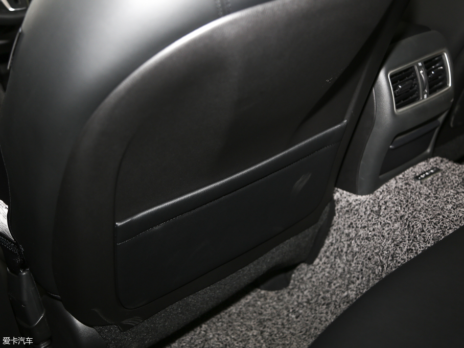 2018ӢQ50L 2.0T m VI