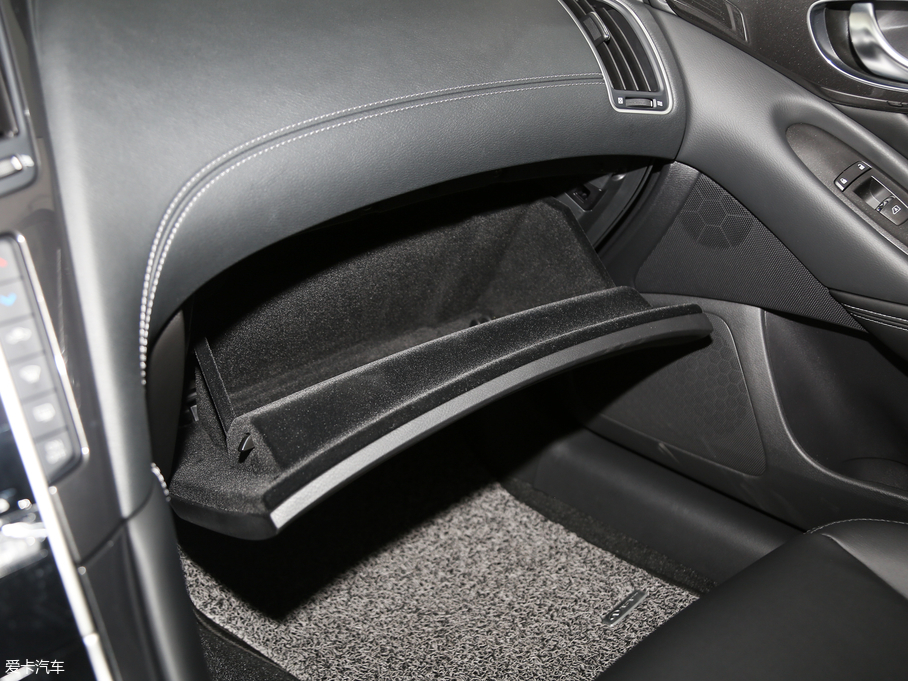 2018ӢQ50L 2.0T m VI