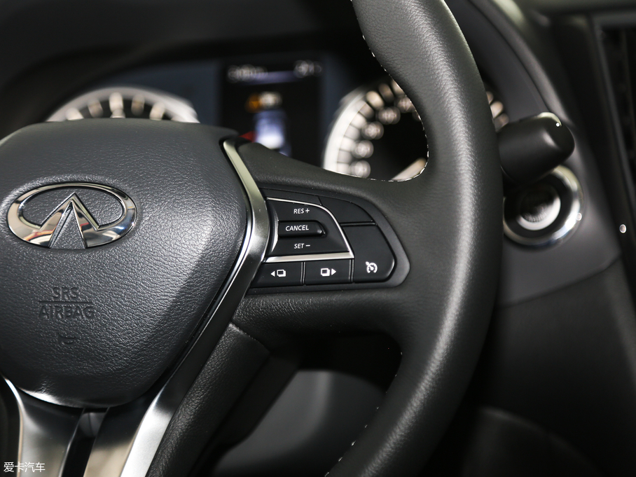 2018��Ӣ�����Q50L 2.0T ���m�� ��(gu��)VI