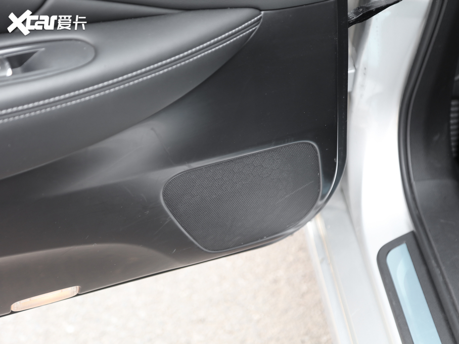 2018��Ӣ�����Q50L 2.0T ݼӢ�\�Ӱ� ��VI