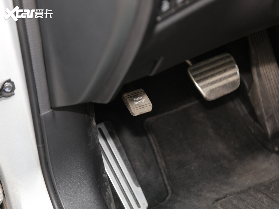 2018ӢQ50L 2.0T ݼӢ\Ӱ VI