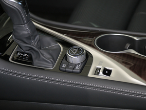 20182.0T ݼӢ\Ӱ V п؅^