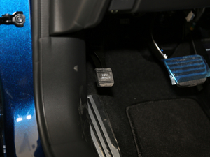 20182.0T ݼӢ\(yn)Ӱ V v܇Ƅ