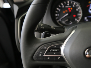 20182.0T ݼӢ\(yn)(dng) V п؅^(q)