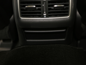 20182.0T ݼӢ\(yn)Ӱ V п؅^(q)