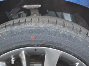 20182.0T  (gu)V ݆̥Ʒ