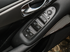 20182.0T ݼӢ\Ӱ V {܇ƅ^	