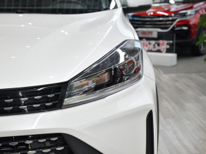 2021款1.5T CVT劲趣版 大灯