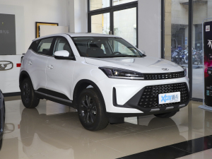 2021款1.5L 手动劲酷版 右前45度
