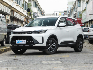 2021款1.5L CVT劲耀版 左前45度