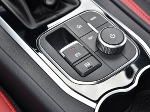 20231.5L ք(dng) v܇Ƅ(dng)