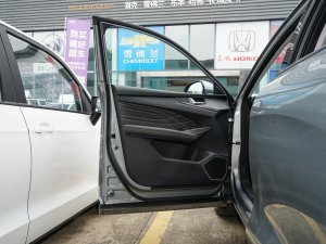 2023 300 ǿհ {λ܇T