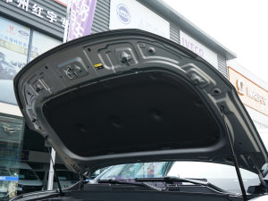 2023 300 H l(f)(dng)C(j)œ