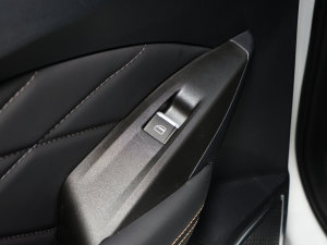 2023 300 ԭ ܇ƅ^(q)