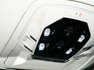 2023 300 HR п؅^(q)