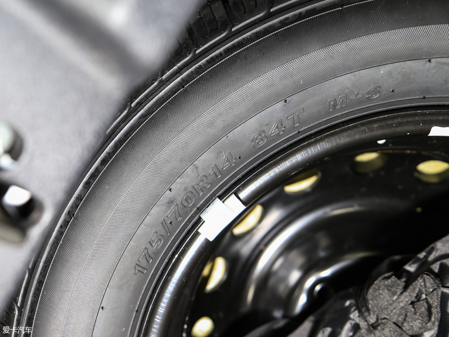 2015��P��C3R 1.5L AMT���@��