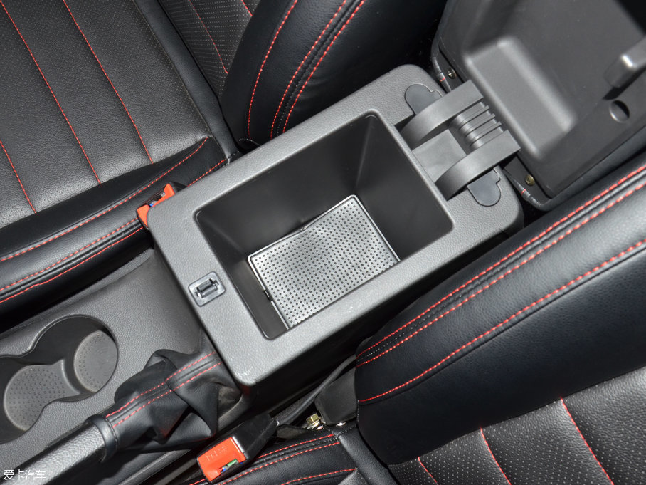 2016PV3 1.5L քIIm