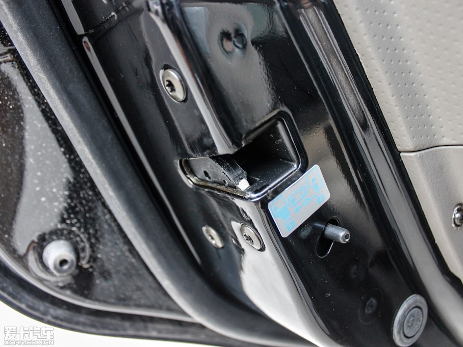 2012(jng)ʥ_(d) 2.0L ք(dng)(q)m