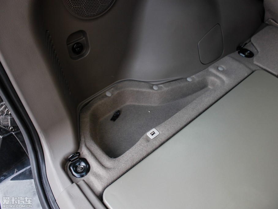 2012ʥ_ 2.0L քӃm