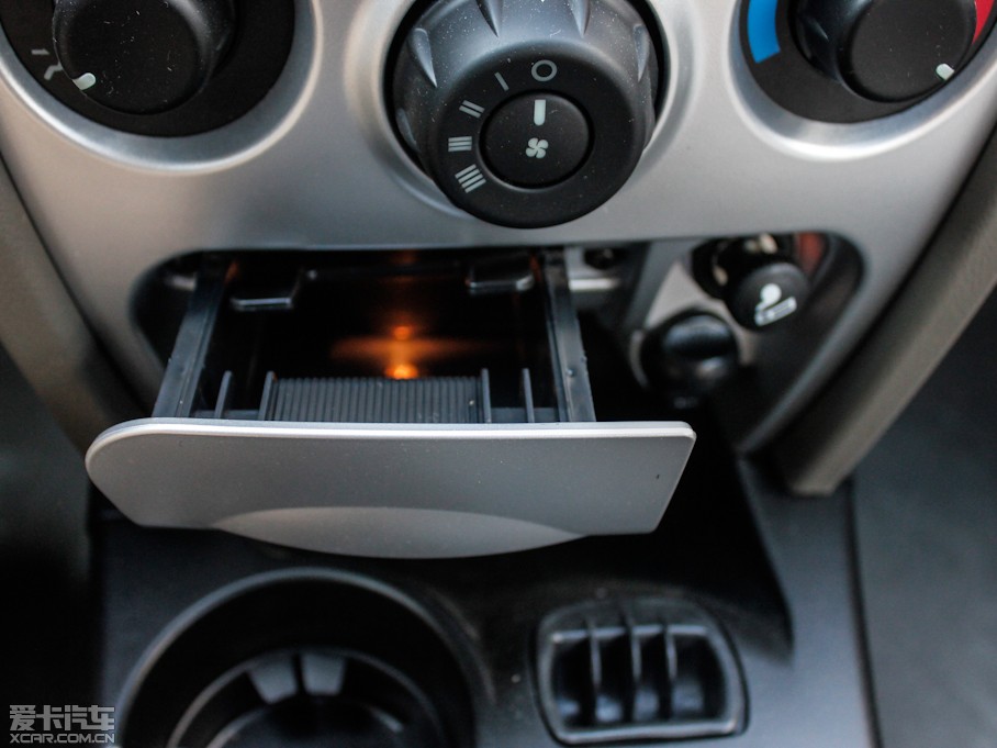 2012ʥ_ 2.0L քӃm