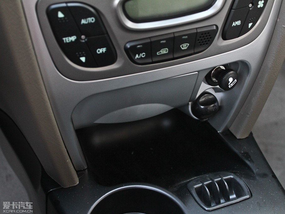 2012ʥ_ 2.0L քӃA