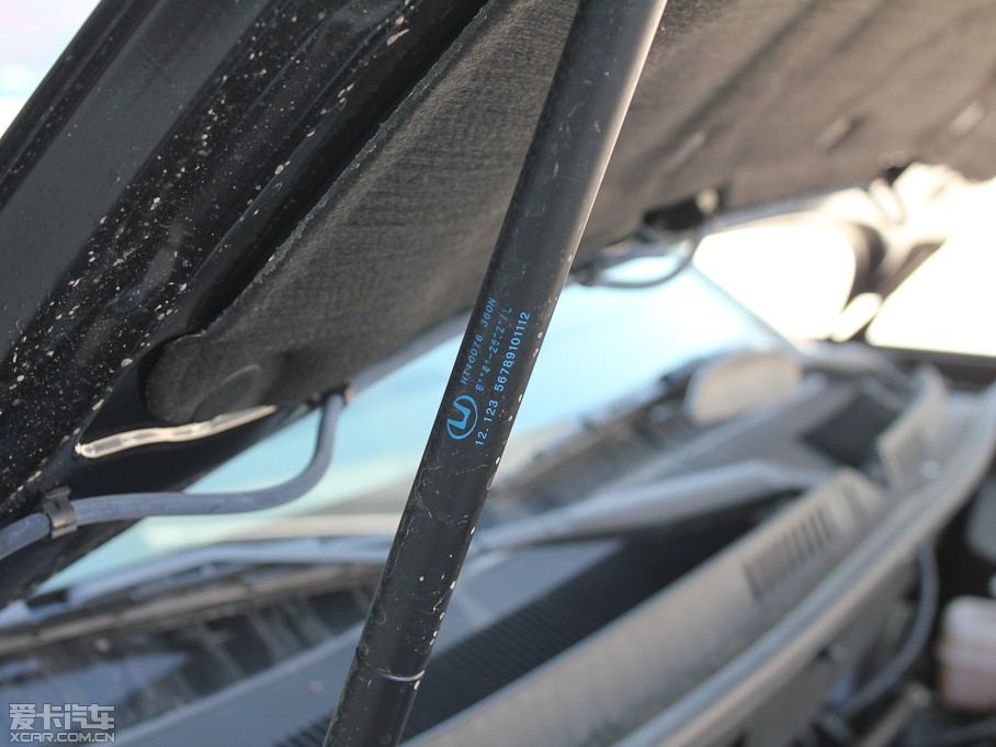 2012ʥ_ 2.0L քӃA