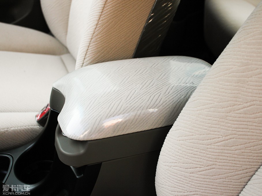 2012ʥ_ 2.0L քӃm