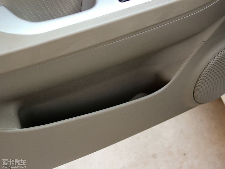 2012ʥ_ 2.0L քӃm