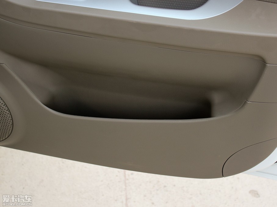 2012ʥ_ 2.0L քӃm