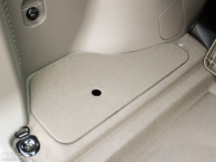 2012ʥ_ 2.0L քӃm