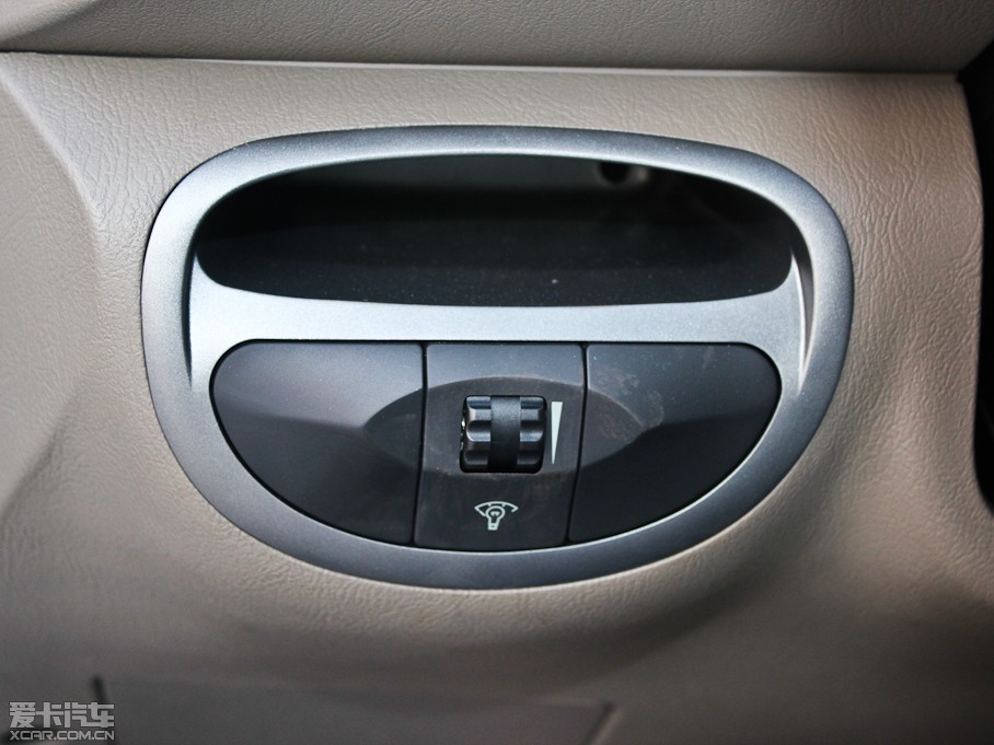 2012ʥ_ 2.0L քӃm