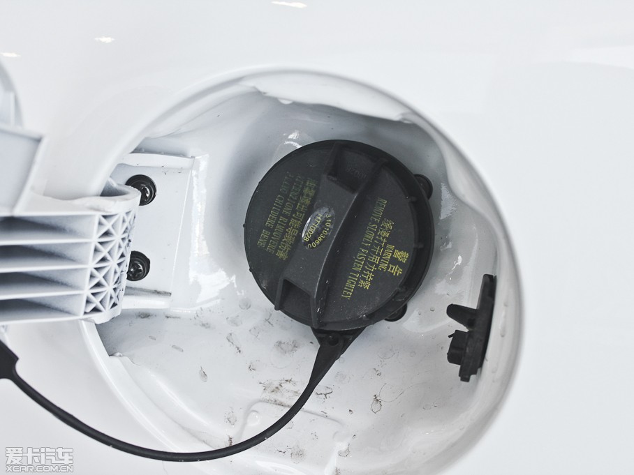 2012ʥ_ 2.0L քӃ촰