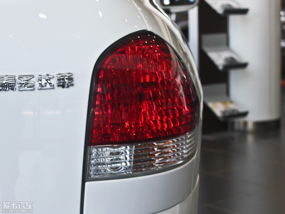 2012ʥ_ 2.0L քӃ촰