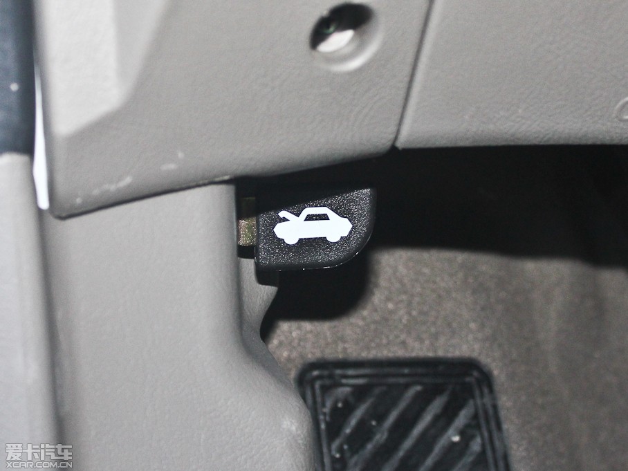 2012ʥ_ 2.0L քӃ촰