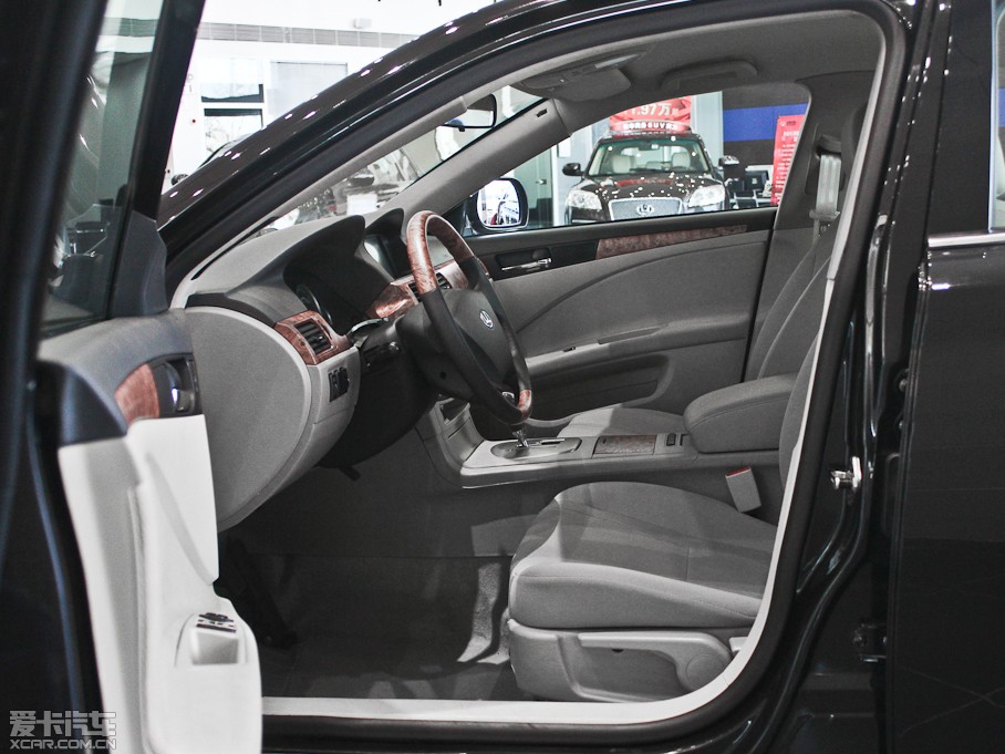 2013·ʢE70 2.0L Ԅ(dng)m 