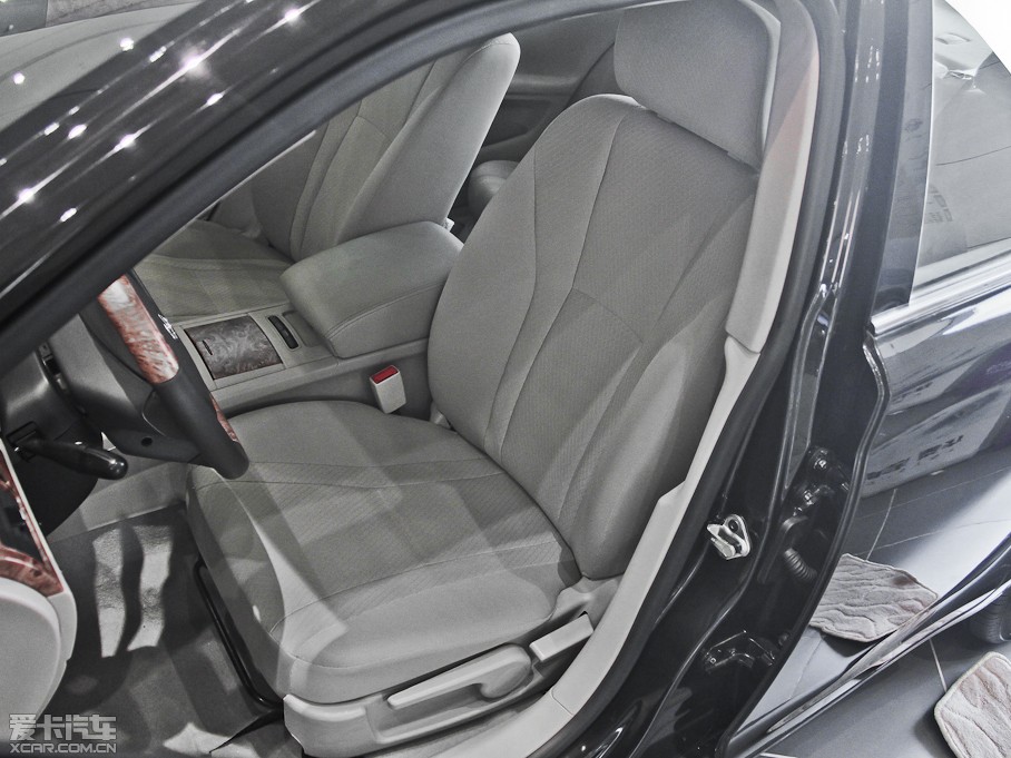 2013·ʢE70 2.0L Ԅ(dng)m 