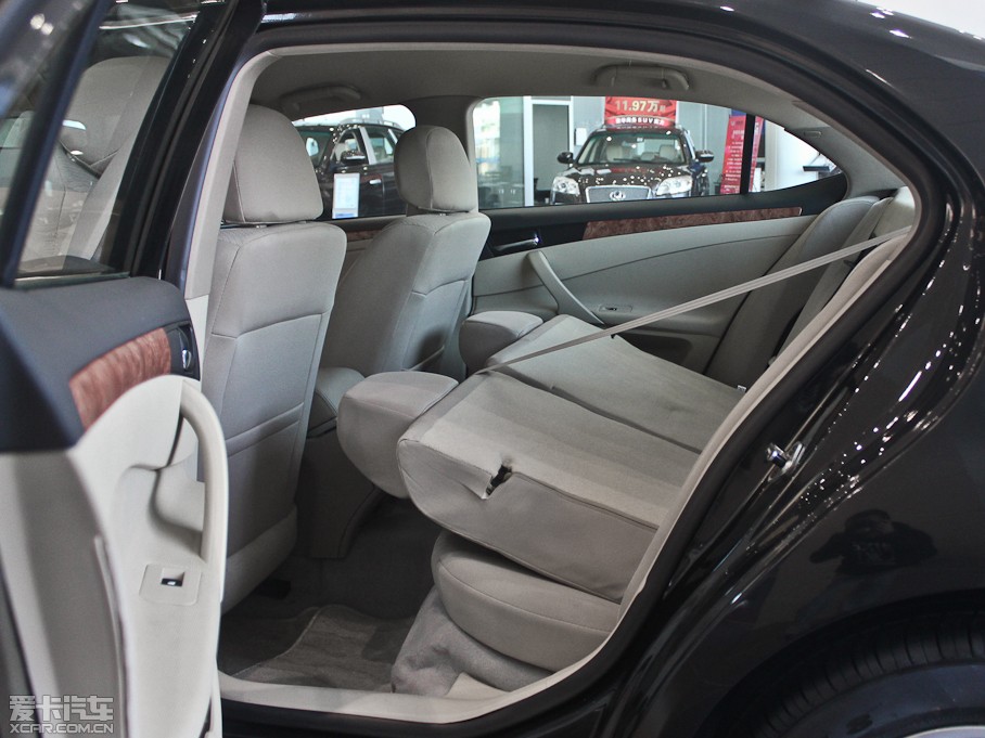 2013·ʢE70 2.0L Ԅ(dng)m 