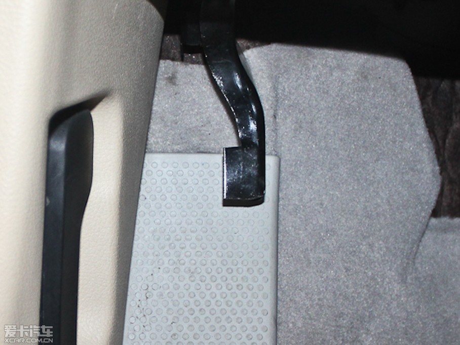 2013·ʢE70 2.0L Ԅ(dng)m 