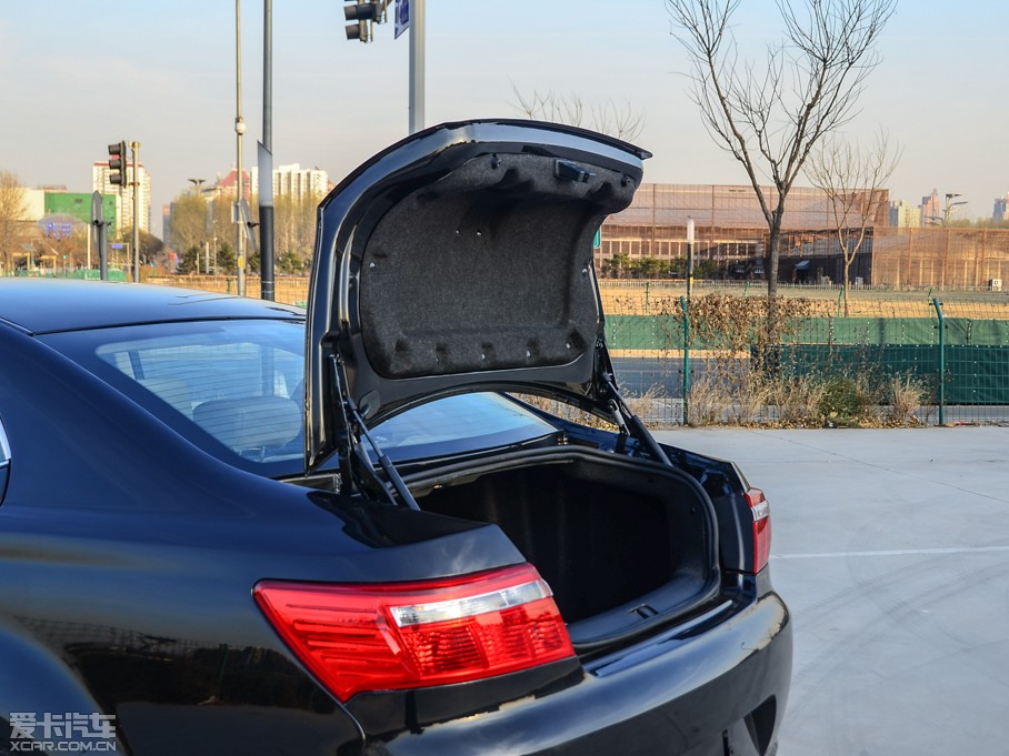 2013·ʢE70 2.0L ք(dng)m 