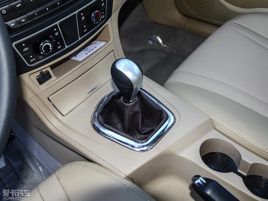 2013·ʢE70 2.0L ք(dng)m 