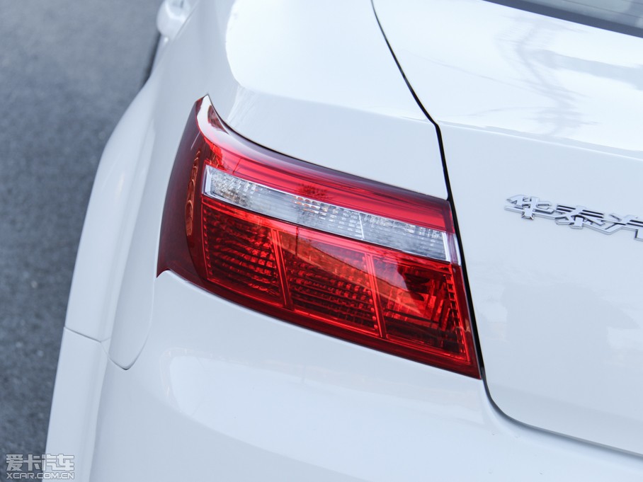 2013·ʢE70 2.0L քm 