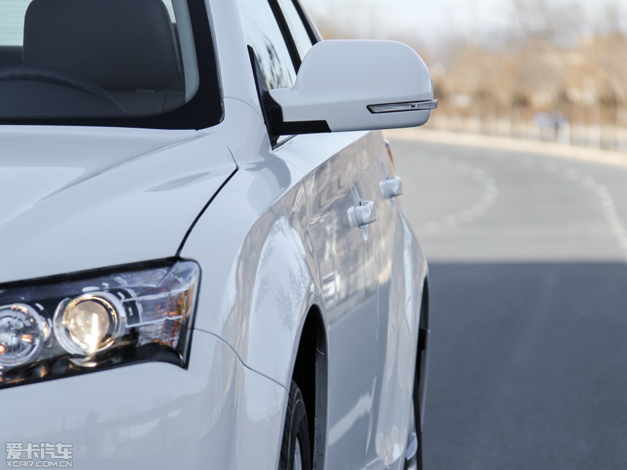 2013·ʢE70 2.0L ք(dng)m 