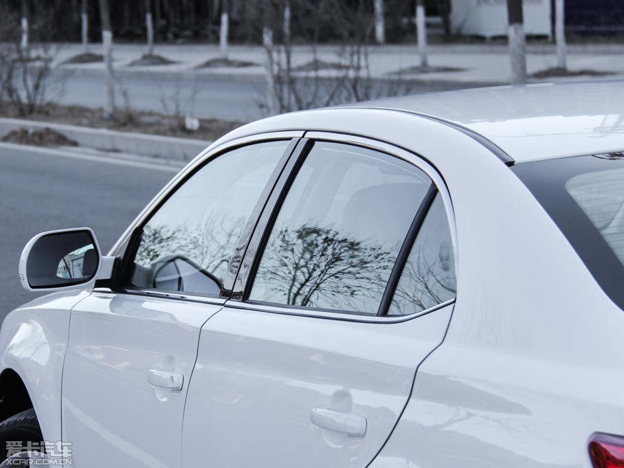 2013·ʢE70 2.0L քm 