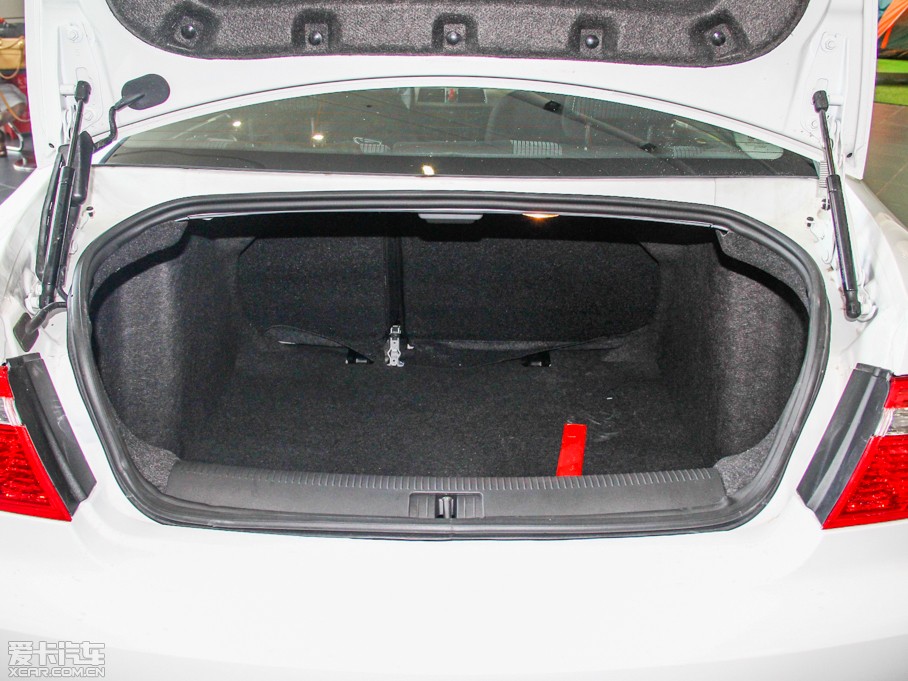 2013·ʢE70 2.0L ֶ 