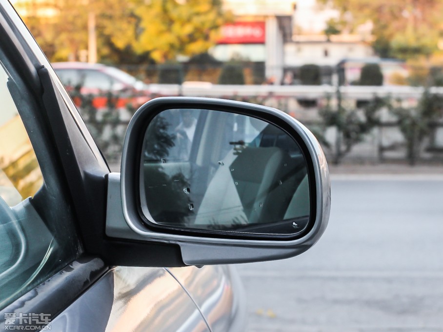 2013ʥ_ 2.0L քӃ촰