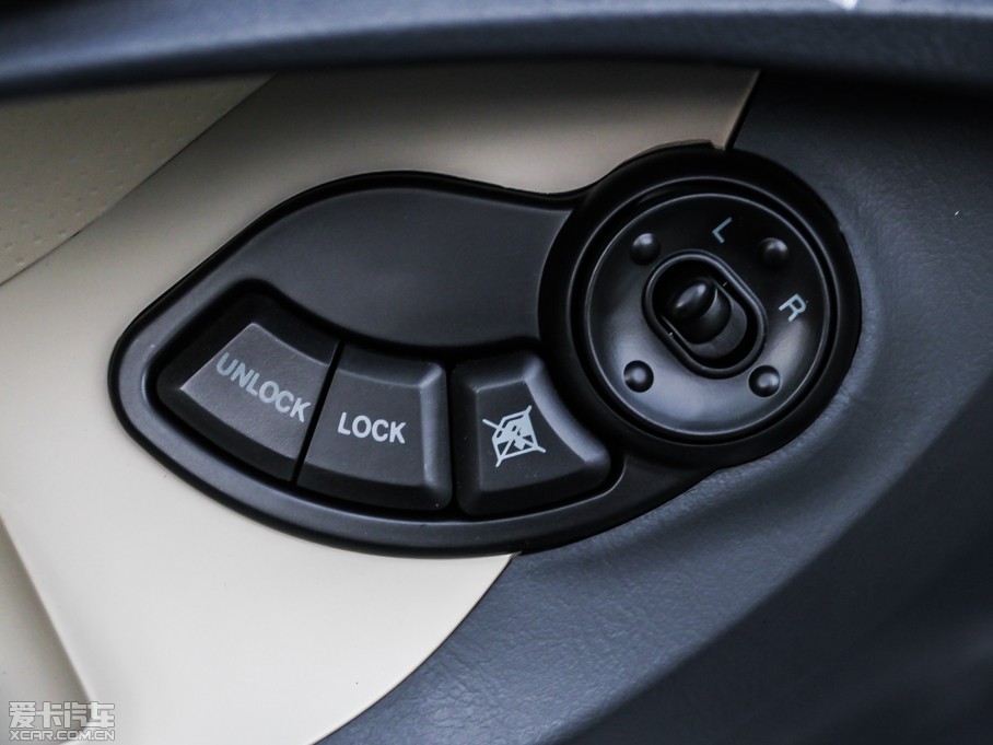 2013ʥ_ 2.0L քӃ촰