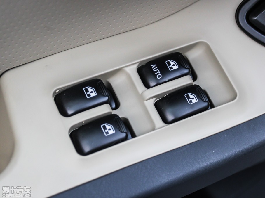 2013ʥ_ 2.0L քӃ촰