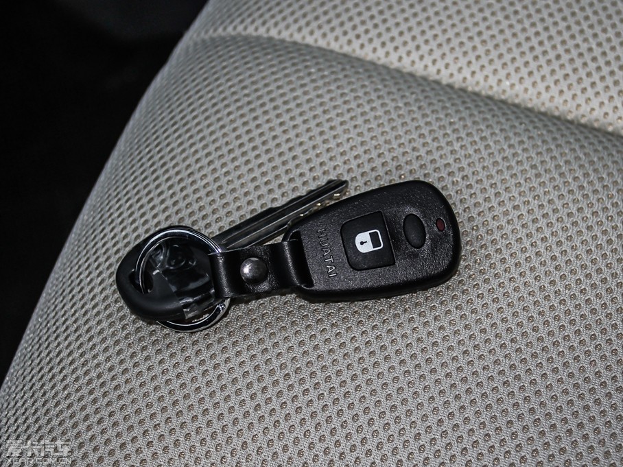 2013ʥ_ 2.0L քӃ촰