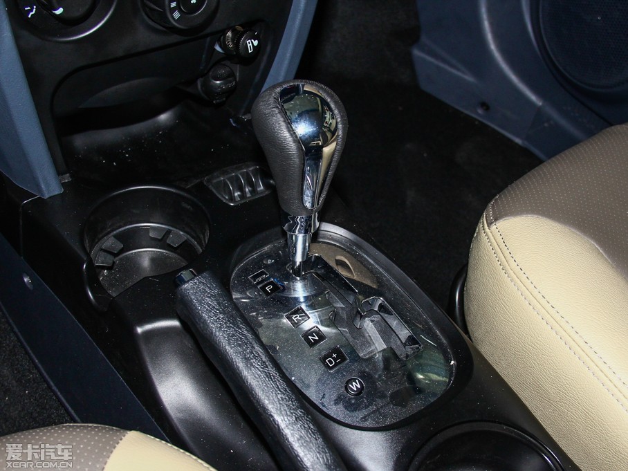 2013(jng)ʥ_(d) 1.8T Ԅ(dng)(q)촰